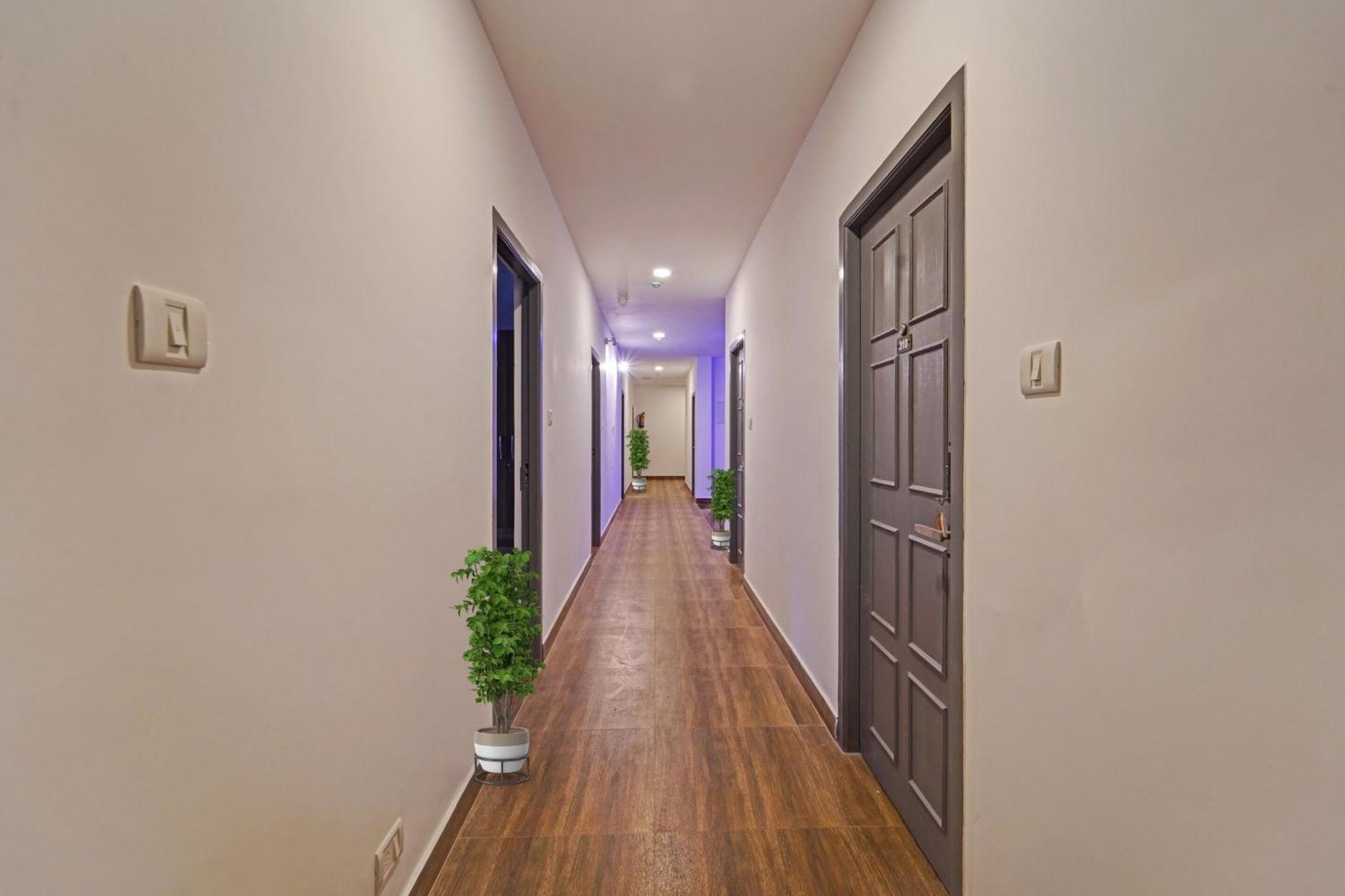 Super Townhouse Orchid Residency Near T.nagar 4* Chennai